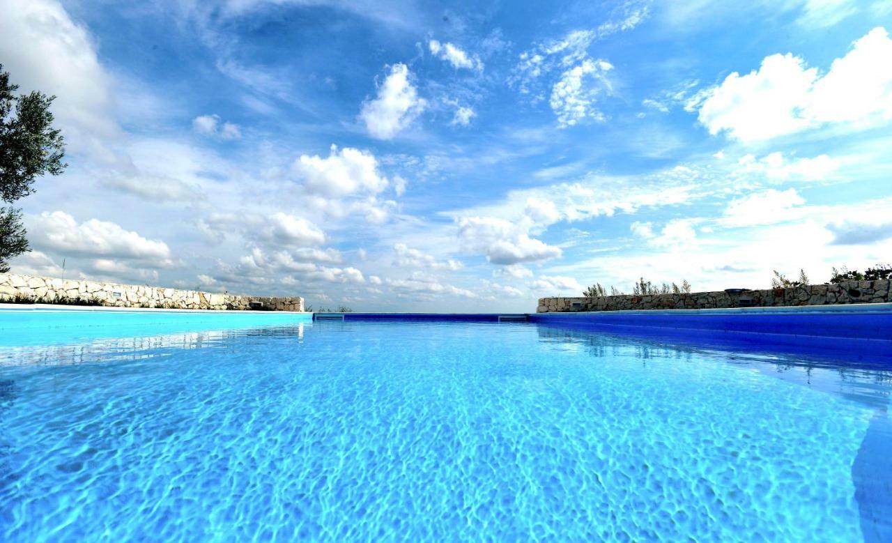 Trullo Vista Hotel Ostuni Bagian luar foto